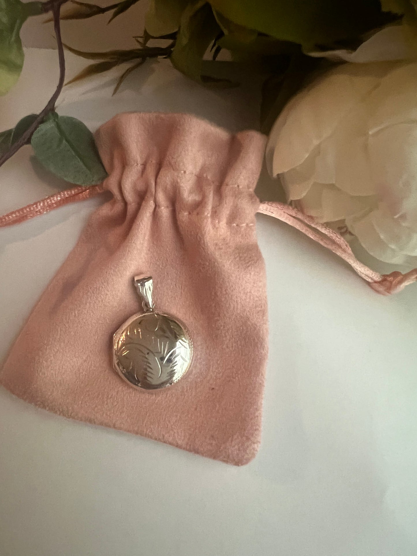 Sterling Silver Round Engraved Locket